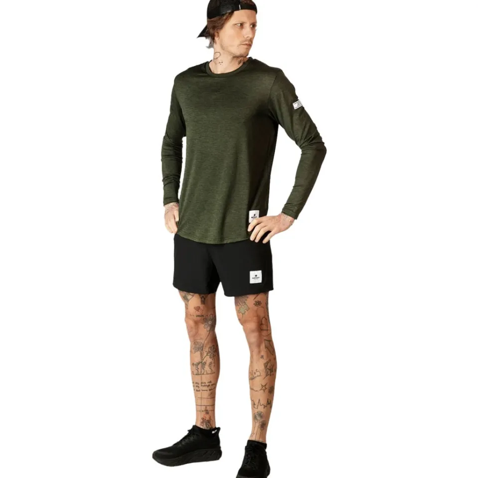 CLEAN PACE LONG-SLEEVE LÖPARTRÖJA