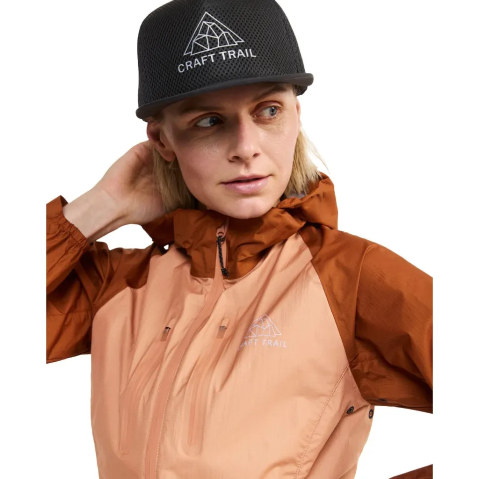 PRO TRAIL 2L LIGHT WEIGHT LÖPARJACKA