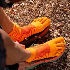 ULTRA RUN CREW TÅSTRUMPOR